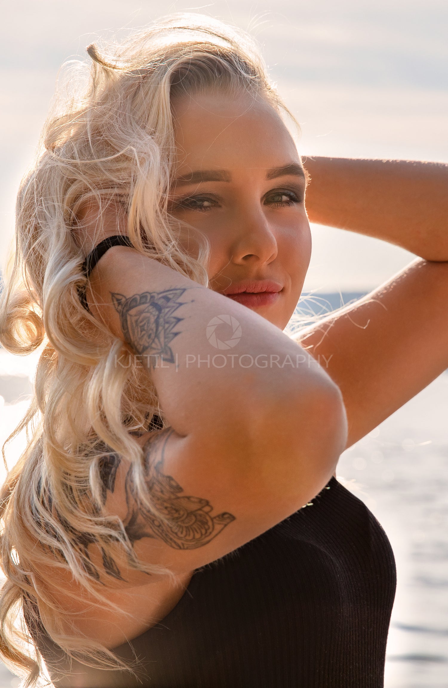 Outdoor fashion portrait of beautiful blonde lady at beach with flash –  kjetil | photography