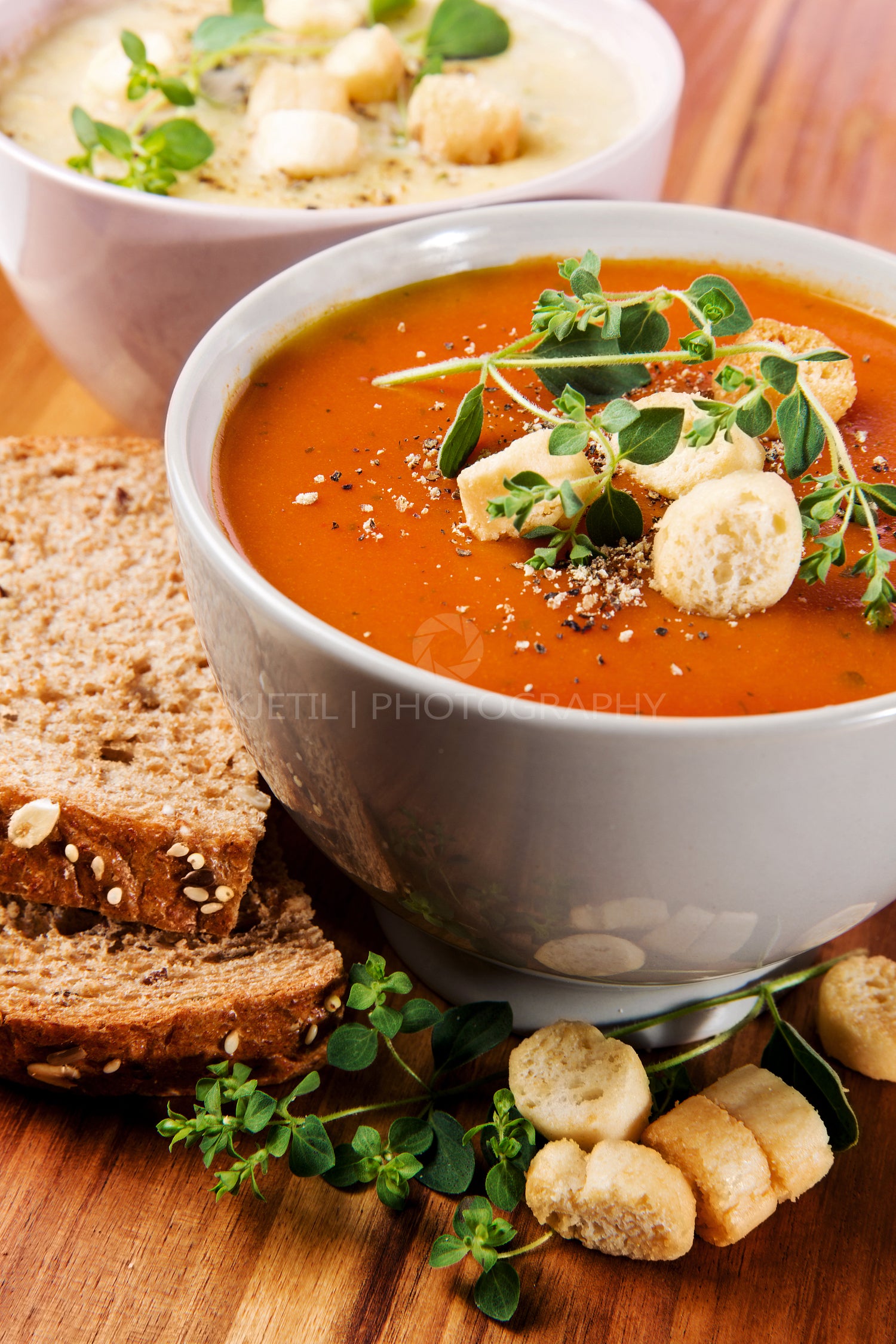 Fresh Tomato and Cauliflower Soup