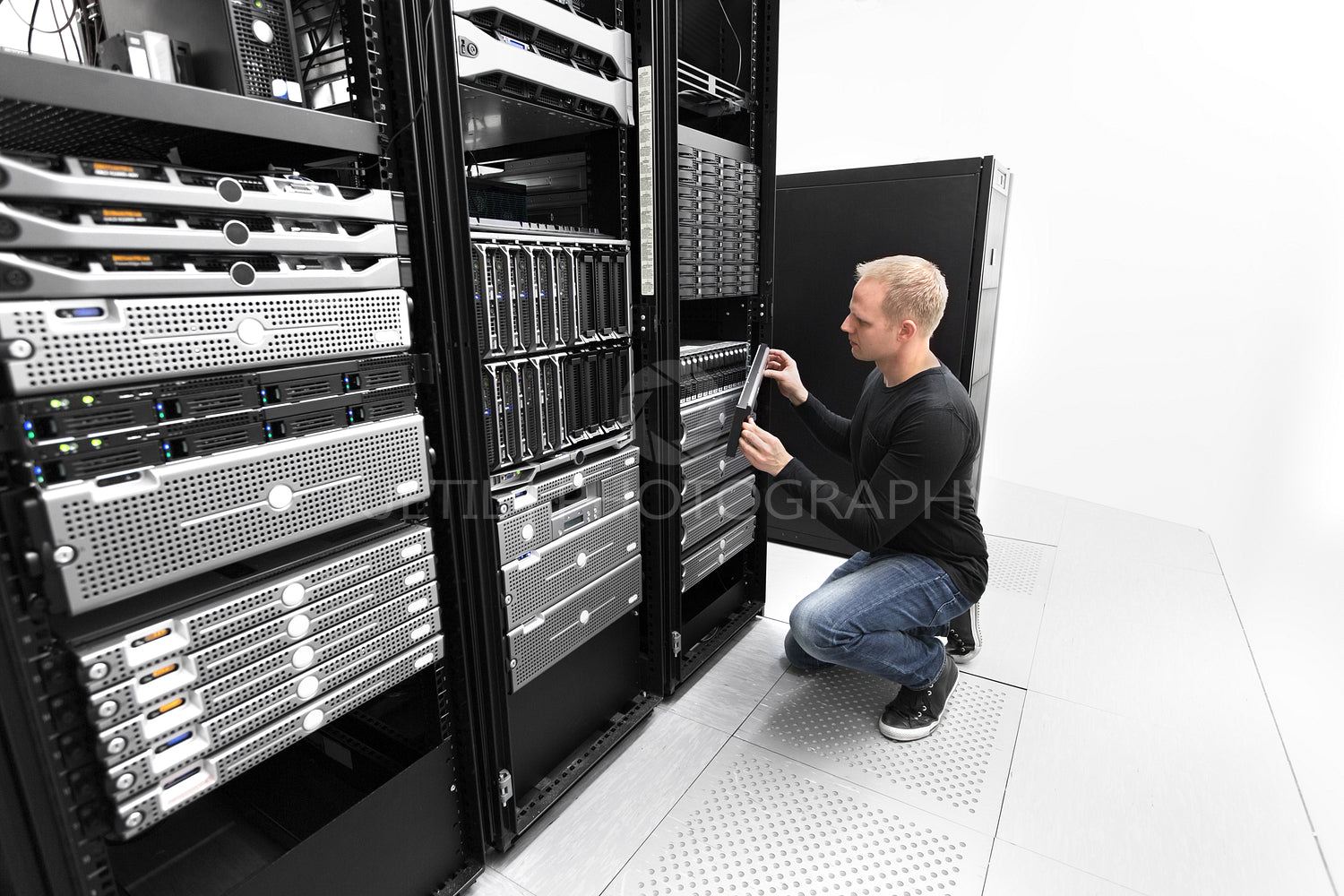It consultant working with SAN in datacenter