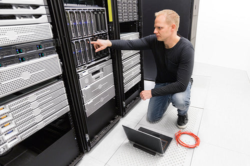 It consultant work with blade servers