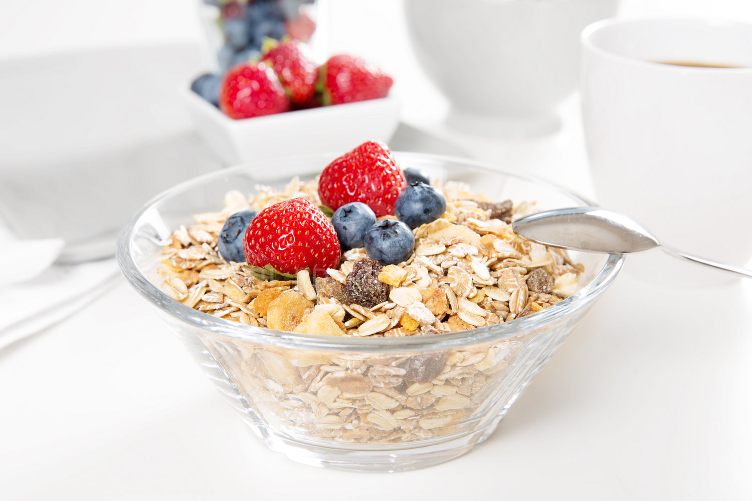 Healthy breakfast with muesli and fresh berries